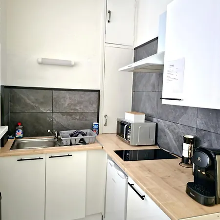 Tour Est - T2 Entre Cite Medievale Et Bastide דירה קרקסון